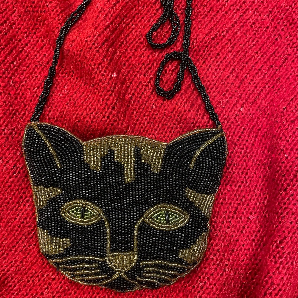 Beaded cat purse